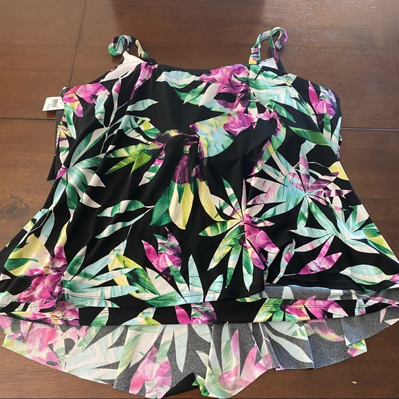 Plus Size Tiered Tankini Top -Black Tropical - Picture 3 of 7